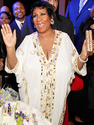 Aretha Franklin Fractures Toe