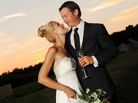 Jason London Married Sofia Karstens: See Wedding Pictures
