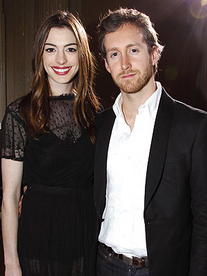 Anne Hathaway: 'Very Much in Love' with Adam Shulman