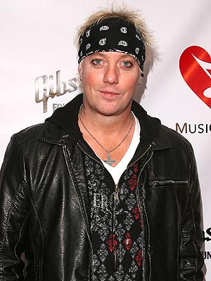 Warrant Singer Jani Lane Found Dead