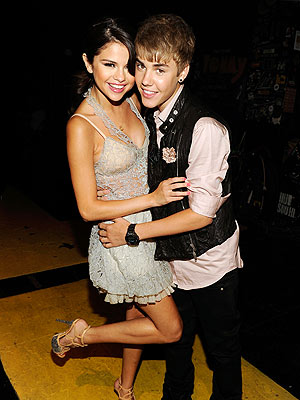 Justin Bieber & Selena Gomez's Relationship on the Rocks?
