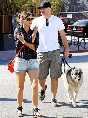 Jake Gyllenhaal, Rashida Jones Have Lunch in Los Angeles