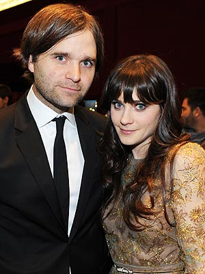 Zooey Deschanel's Divorce Is Finalized