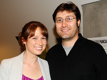 The Office Star Ellie Kemper Engaged