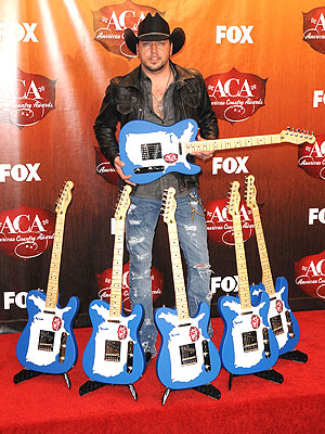 Country Music Awards: Jason Aldean, Toby Keith Win Big in Vegas