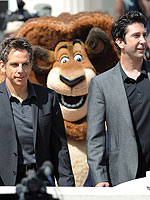 Ben Stiller, David Schwimmer Get Photo-Bombed in Cannes | Ben Stiller, David Schwimmer