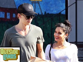 Vanessa Hudgens Dances to Electronic Music as Austin Butler Watches Adoringly | Vanessa Hudgens