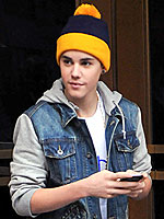 Justin Bieber Hits Moulin Rouge | Justin Bieber