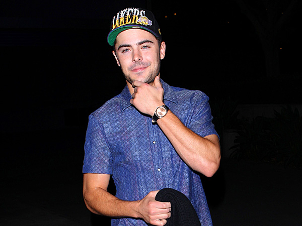 Zac Efron Keeps It Casually Cool in N.Y.C.