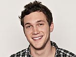 Phillip Phillips Had Eight Operations During American Idol Run, His Father Says