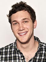 Phillip Phillips Had Eight Operations During American Idol Run, His Father Says