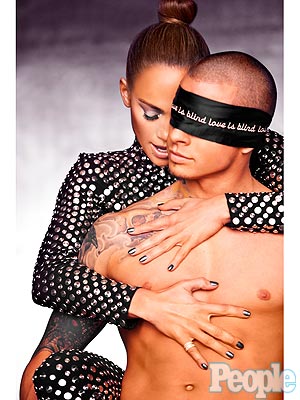 Jennifer Lopez & Casper Smart Steam Up Sexy New Video