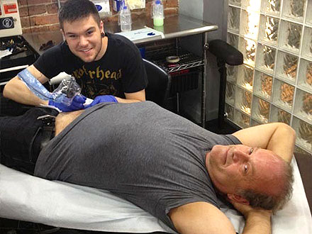 Kelsey Grammer Gets Wife's Name Tattooed on His Waistline