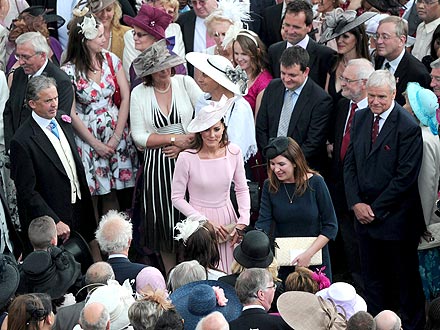 Duchess of Cambridge, Queen Elizabeth at Tuesday Tea