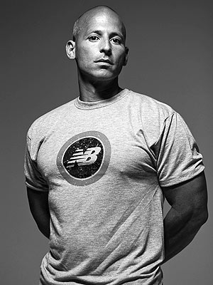 Harley Pasternak Blogs Amanda Seyfried's Arm Workout