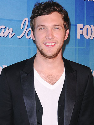 Phillip Phillips's Surgery Recovery Had Him 'Going Crazy'