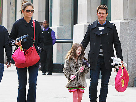 Tom Cruise's Lawyer: Suri Was Main Concern of Divorce Settlement | Katie Holmes, Suri Cruise, Tom Cruise