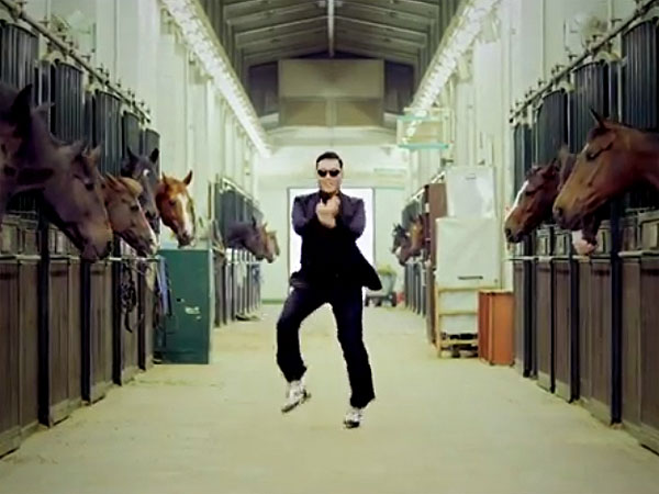 Twins Gangnam Style With Original Video