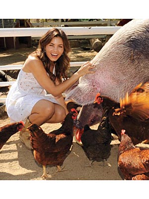 Jenna Dewan-Tatum's Other Leading Man: Rescued Pig Zeus