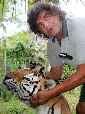 Tarzan Steve Sipek's Tiger Case to Be Settled in Court