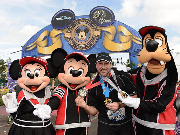 Joey Fatone Runs a Half Marathon - Then a Full Marathon - in One Weekend