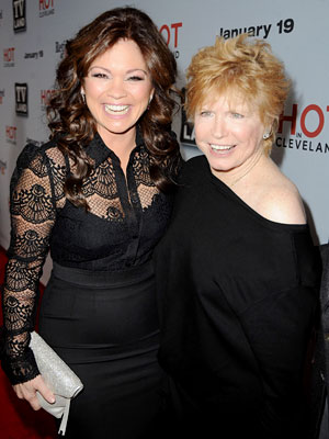 Valerie Bertinelli, Mackenzie Phillips Pay Tribute to Bonnie Franklin