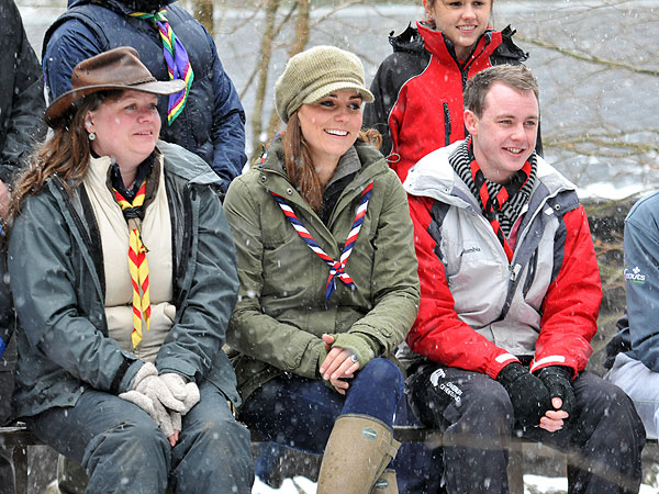 Kate Makes Cub Scouts, Volunteers Feel Like Friends