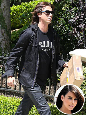 Kim Kardashian Baby Girl Born; BFF Jonathan Cheban Talks to People.com