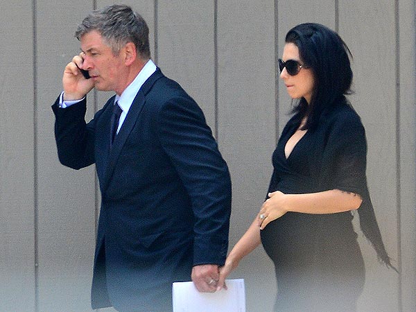 Alec Baldwin Twitter Rant Contains Offensive Language