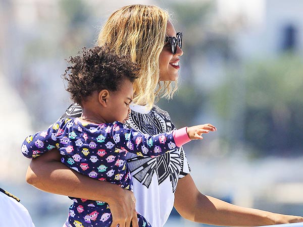 Beyoncé Takes Blue Ivy to Ibiza