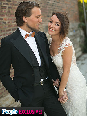 Gloriana Singer Tom Gossin Ties the Knot in Nashville