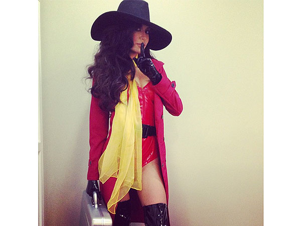 Halloween 2013: Miley Cyrus, Nicole Richie, Naya Rivera
