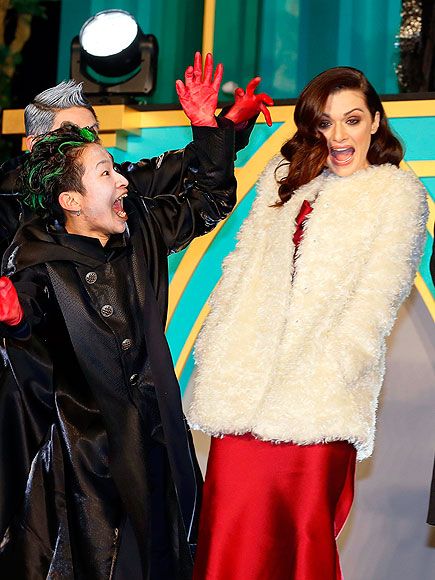 Josh & Fergie: Make Way!