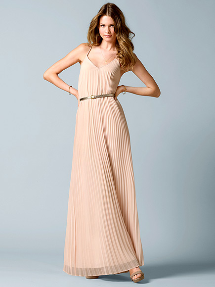 7 Ways to Look Hotter in Your Clothes