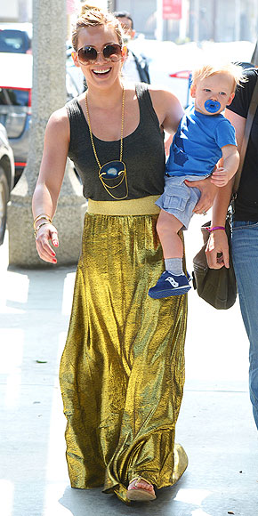 Love Her Outfit!