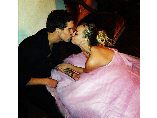 Kaley Cuoco Marries Ryan Sweeting
