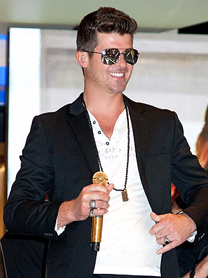 Robin Thicke: Paula Patton and I Are 'Very Happy Right Now'