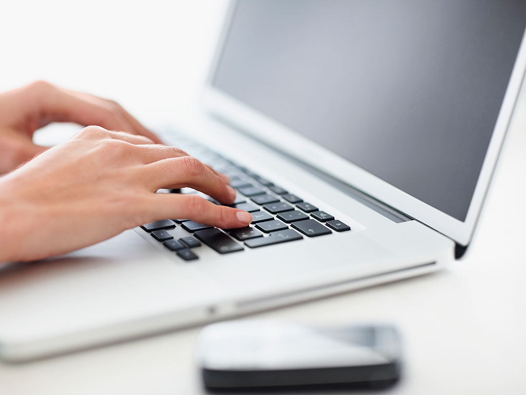 Russian Hackers Hit 420,000 Websites: Report