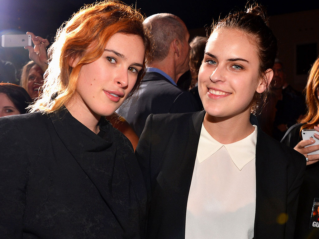 Rumer Willis Is 'Blown Away' by Strength of Younger Sister Tallulah