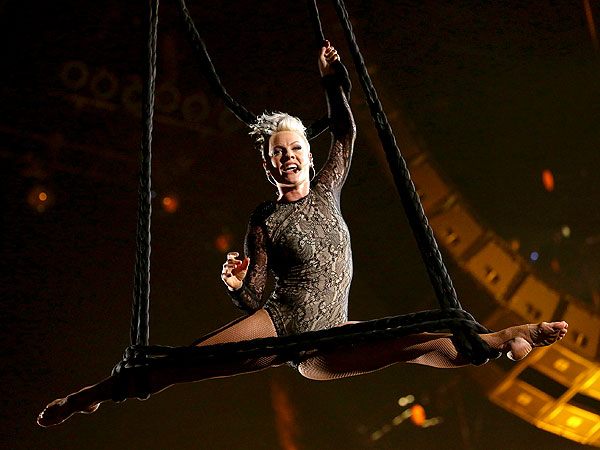 pink 1 600 2014 Grammy Awards Awards