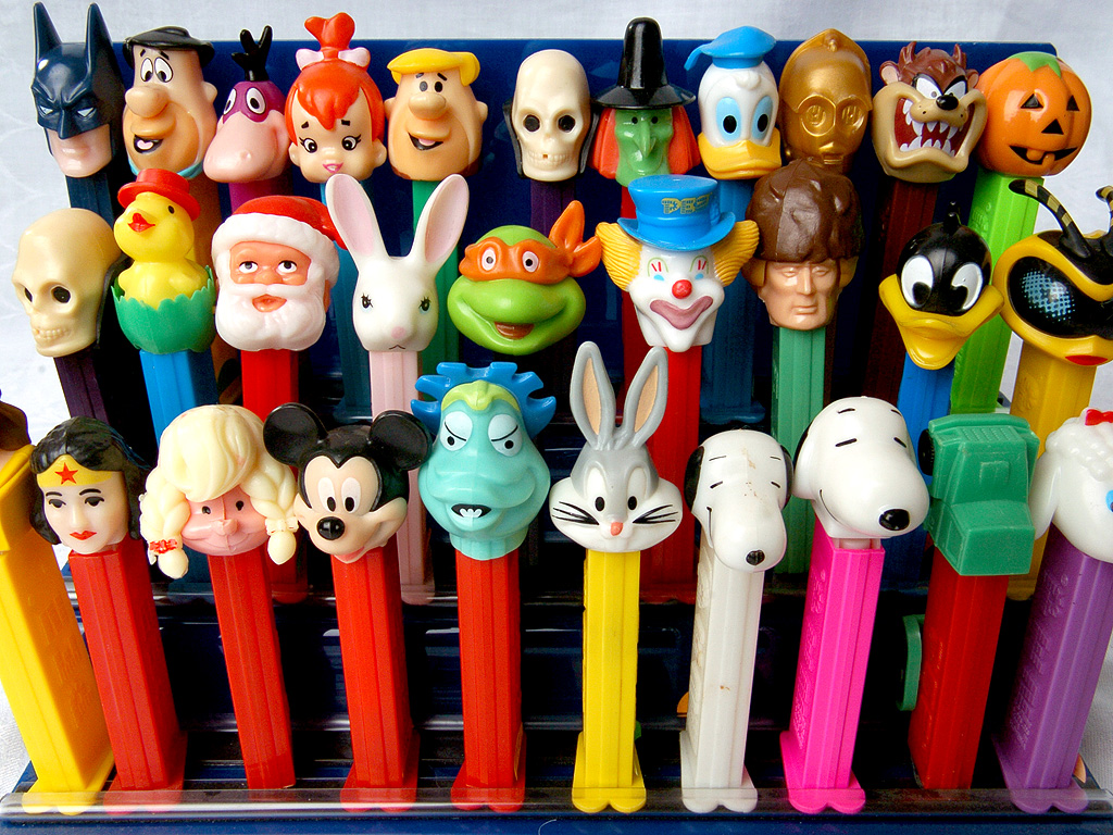 'Hidden Cash': Pez Dispensers on N.Y.C. Beaches Give Out Hundred-Dollar Bills