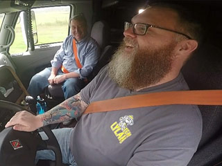 Truck Driver Loses 65-Lbs. By Cooking Vegan Meals on the Road