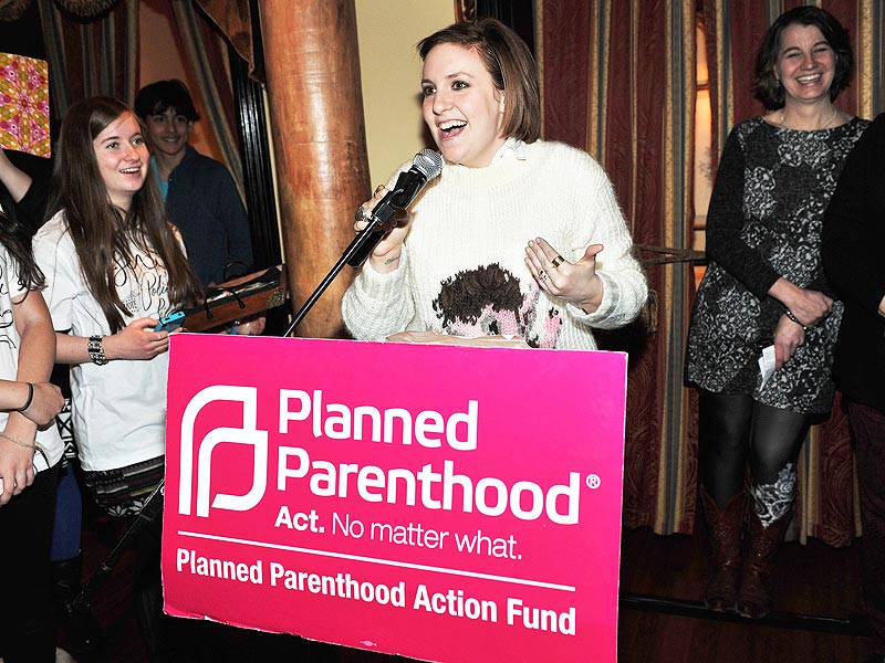 Celebrities Tweet Support for Planned Parenthood with Hashtag #StandWithPP