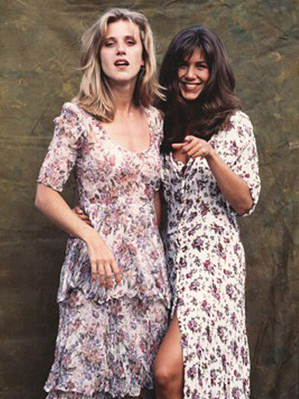 See Jennifer Aniston in Peak '90s Form in Nostalgic Throwback Photo - People Magazine