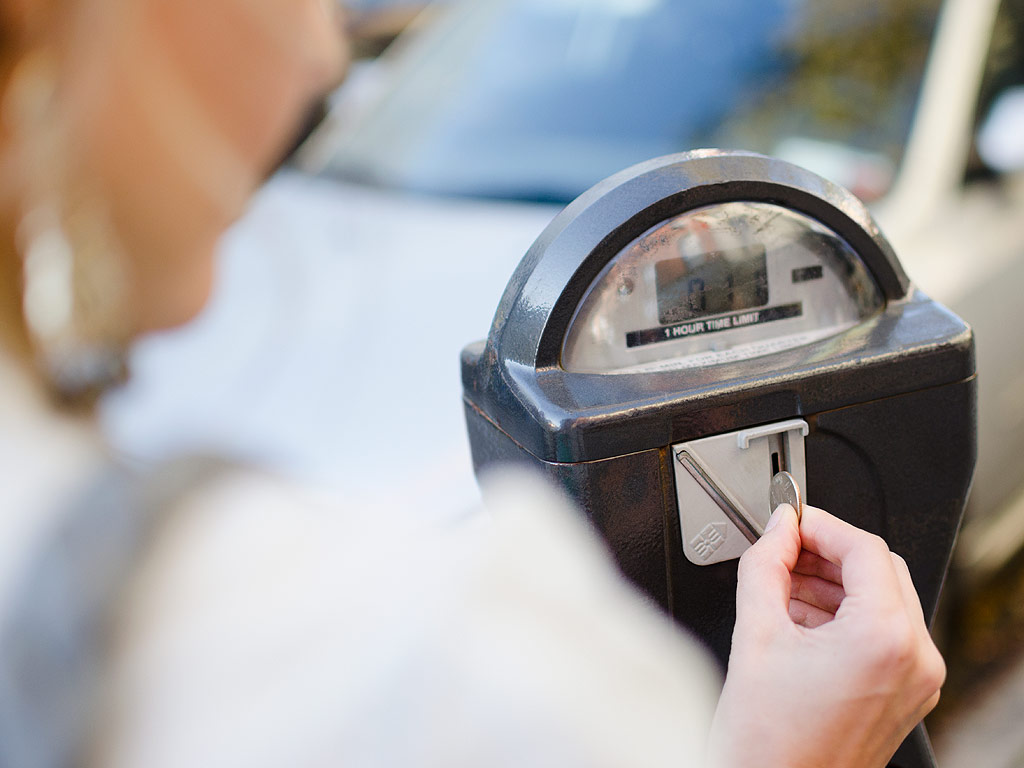 Facebook Users Feed Parking Meter for Mother With Sick Baby