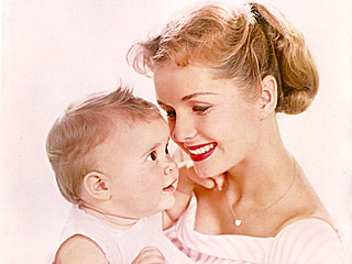 Debbie Reynolds Shares Adorable Vintage Picture of Baby Carrie Fisher For Her Birthday