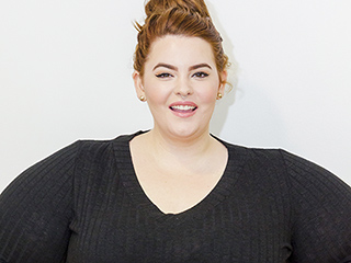 Tess Holliday Pushes for the #NormalizeBreastfeeding Campaign with Sweet Nursing Photo