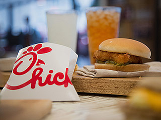 Chick-fil-A Will Give You Free Food If You Dress Up Like a Cow