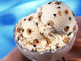 The FDA Says You Shouldn't Eat Raw Cookie Dough — But Does that Include Ice Cream?