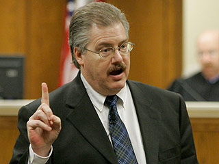 Making a Murderer Filmmakers Respond to Prosecutor's Accusations That They Omitted Key Evidence from Netflix Series